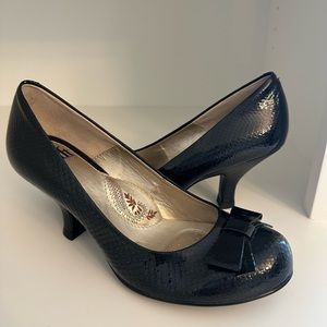 Sofft Black Snakeskin Heels with Bow
